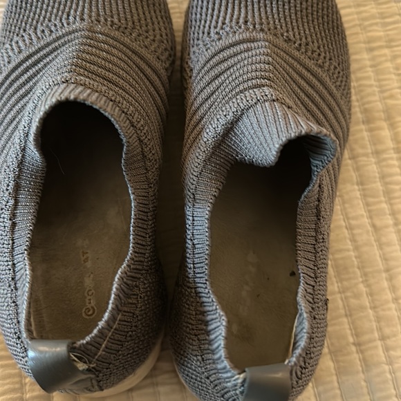 Knit Pull-On Sneakers by Chocolat Blu Women’s Size 8. - Picture 6 of 7